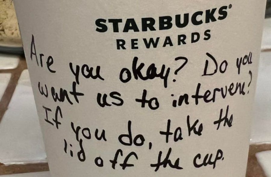 subscribe to unbiased News Without Politics, Local Starbucks worker makes sure teen in okay