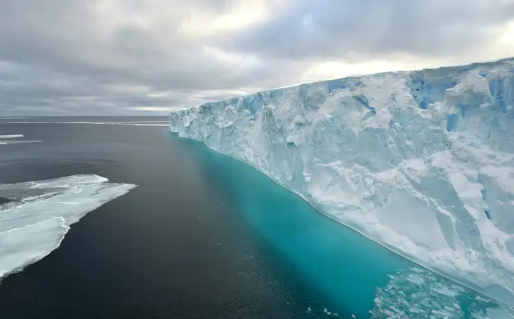 news other than politics hidden world' under Antarctic ice